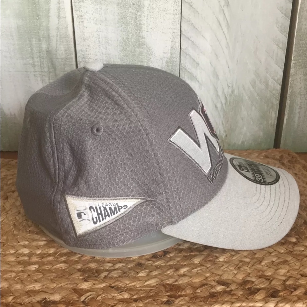 BOSTON RED SOX 2018 WORLD SERIES NEW ERA 39 THIRTY HAT CAP MLB BASEBALL - Picture 2 of 6
